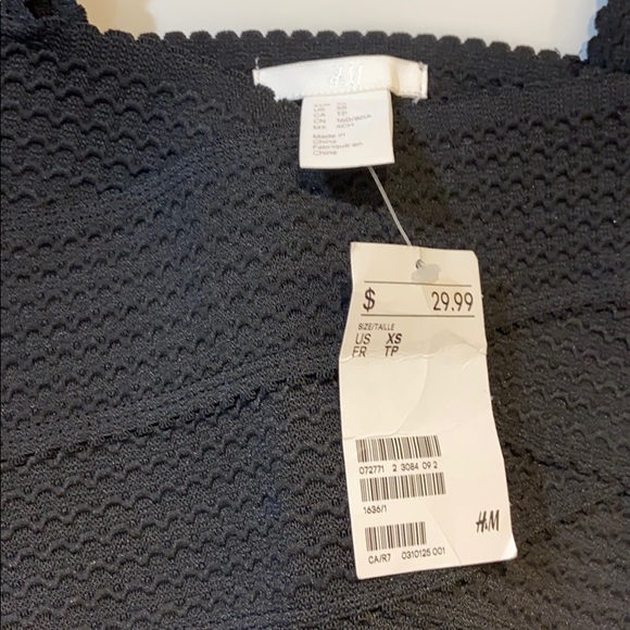 H&M stretch knit tank - Picture 2 of 2